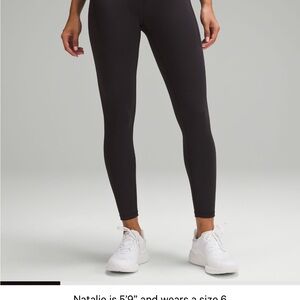 Wunder Train 25” Black Leggings with pockets